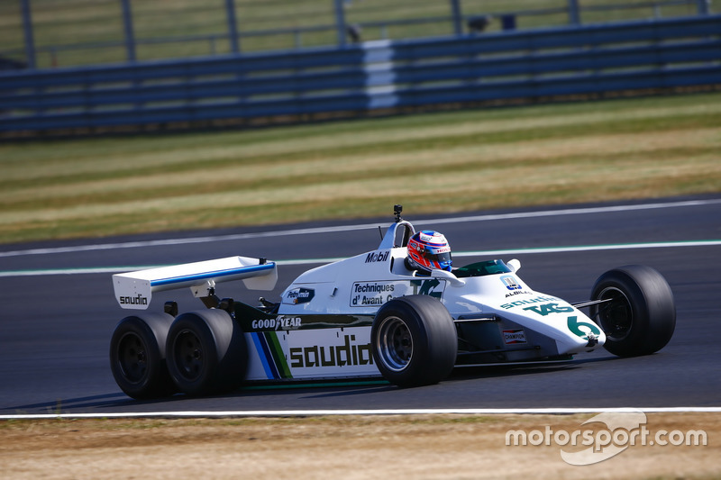 Jenson Button drives a 1982 Williams FW08B