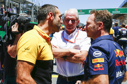 Cyril Abiteboul, directeur général Renault Sport F1 Team, Helmut Marko, Consultant, Red Bull Racing, Christian Horner, Team Principal, Red Bull Racing