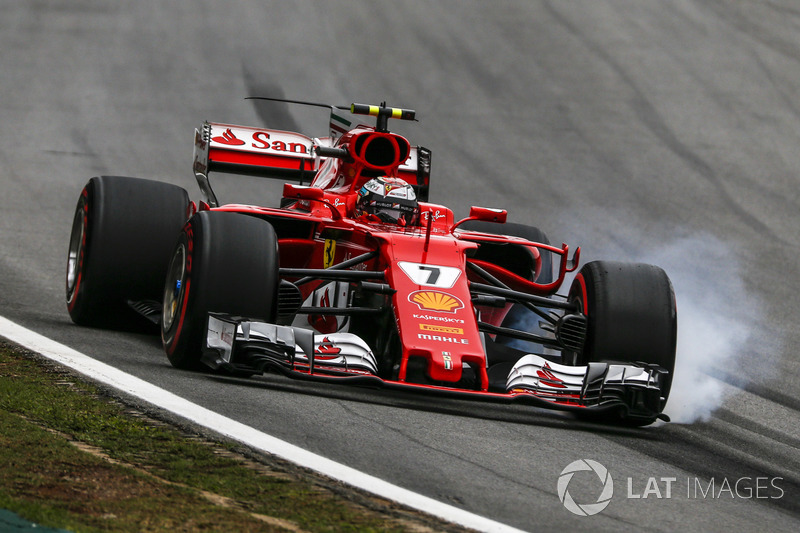 Kimi Raikkonen, Ferrari SF70H blokkeert