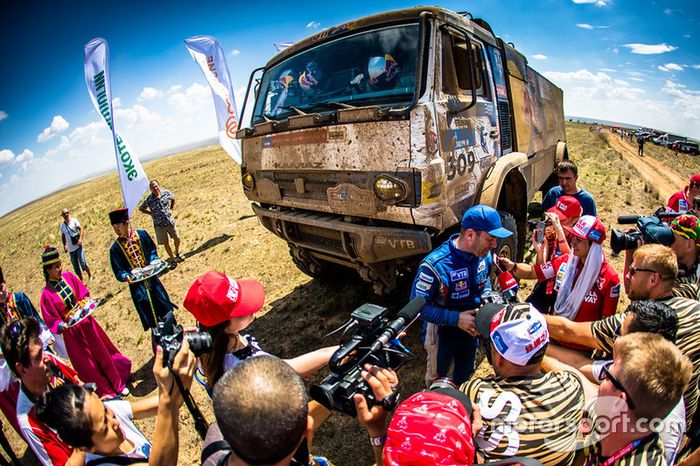 #309 Team Kamaz Master: Andrey Karginov, Andrey Mokeev, Igor Leonov