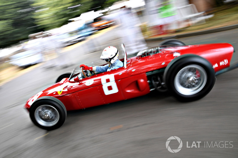 Arturo Merzario Ferrari 156 Sharknose
