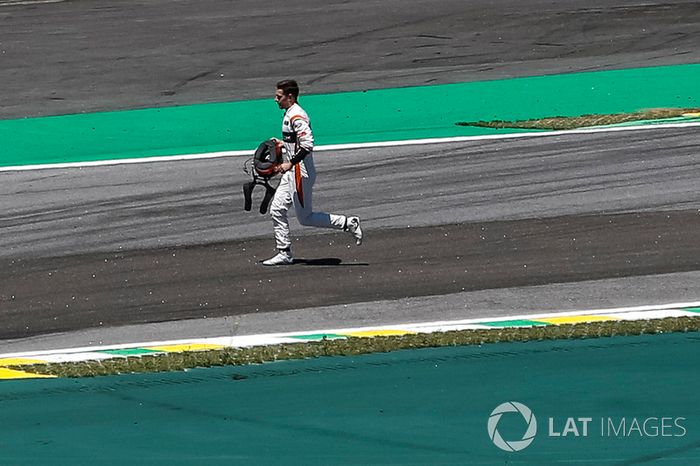 Stoffel Vandoorne, McLaren abandona la carrera