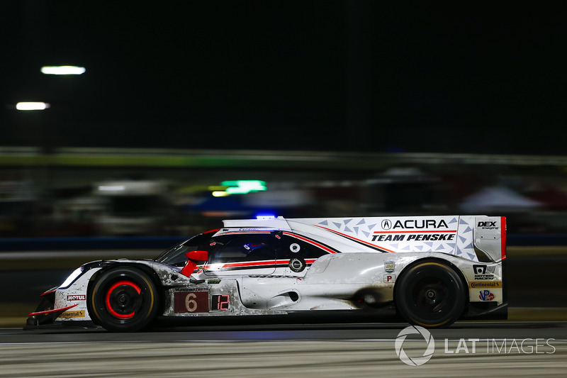 #6 Acura Team Penske Acura DPi, P: Dane Cameron, Juan ...
