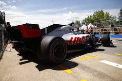 Romain Grosjean, Haas F1 Team VF-18, leaves the garage.