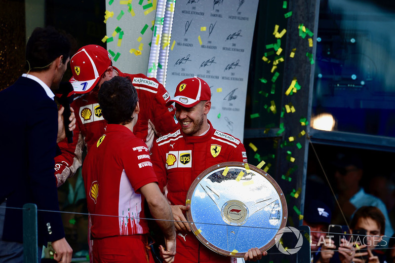Sebastian Vettel, Ferrari, Kimi Raikkonen, Ferrari y Mark Webber
