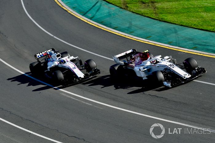 Charles Leclerc, Sauber C37 and Sergey Sirotkin, Williams FW41