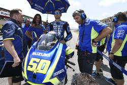 Sylvain Guintoli, Team Suzuki MotoGP, et Jose Manuel Cazeaux