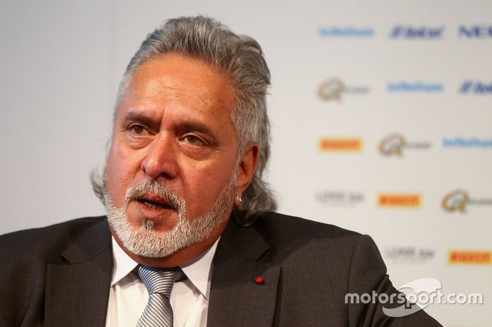 O proprietário da Force India, Vijay Mallya, foi preso nesta terça-feira, em Londres. O empresário responde a acusações por fraude e conspiração em seu país natal, a Índia, por causa de um empréstimo feito para a sua já extinta companhia aérea Kingfisher A