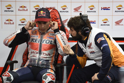 Marc Marquez, Repsol Honda Team, et son ingénieur Santi Hernandez