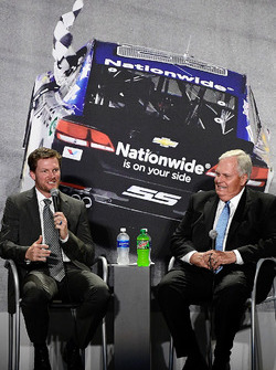 Dale Earnhardt Jr., Hendrick Motorsports Chevrolet, Rick Hendrick