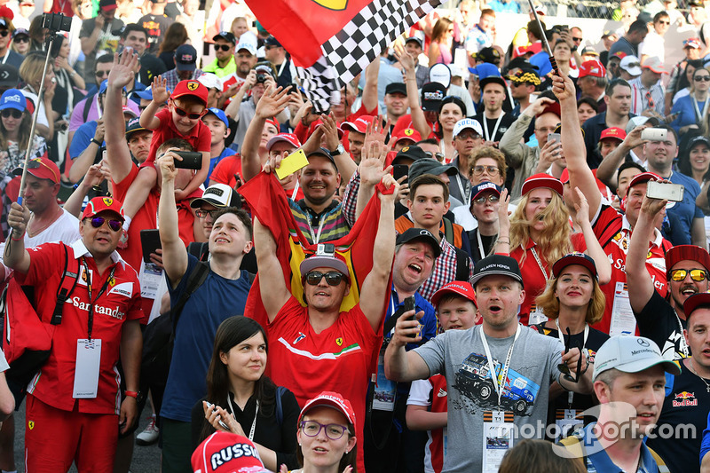 Fans Formula 1 foto Galeri utama