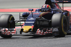 Даниил Квят, Scuderia Toro Rosso STR11