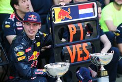 Race winner Max Verstappen, Red Bull Racing celebrates with the team