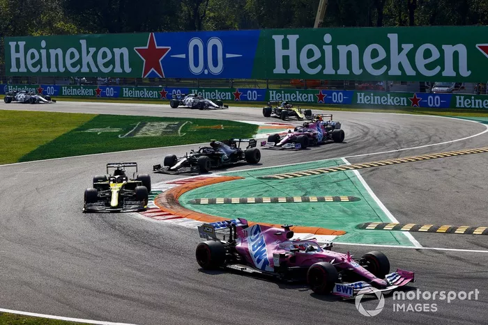 Sergio Pérez, Racing Point RP20, Daniel Ricciardo, Renault F1 Team R.S.20, Valtteri Bottas, Mercedes F1 W11