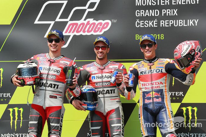 Podio: Andrea Dovizioso,  Jorge Lorenzo y Marc Marquez
