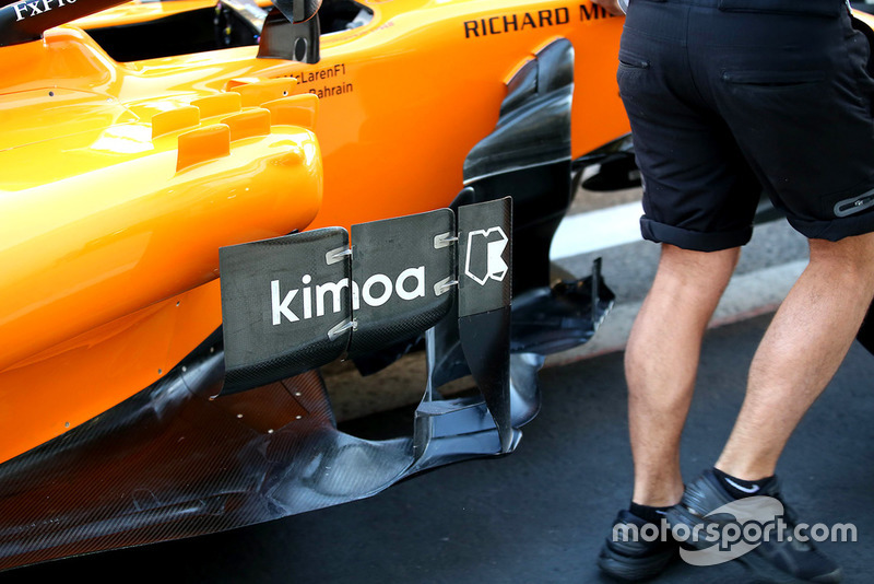 McLaren MCL33 vista lateral