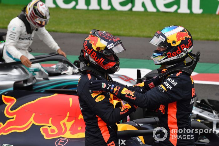 Daniel Ricciardo, Red Bull Racing y Max Verstappen, Red Bull Racing celebran en Parc Ferme 