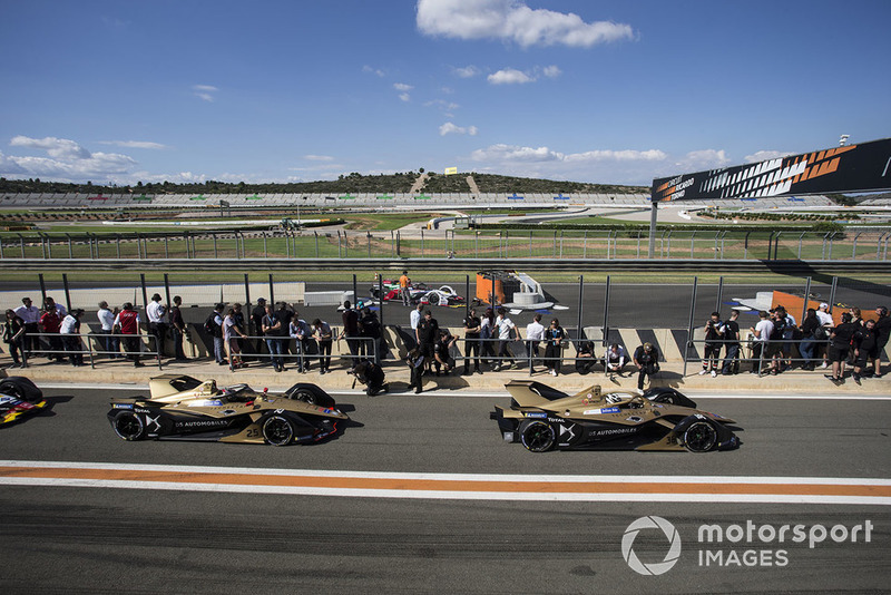 Andre Lotterer, DS TECHEETAH, DS E-Tense FE19 and Jean-Eric Vergne, DS TECHEETAH, DS E-Tense FE19 leave the pit lane