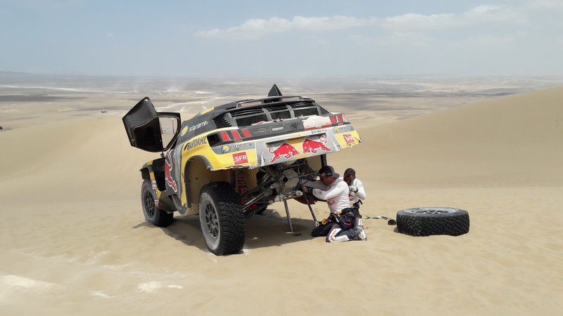 #306 PH-Sport Peugeot 3008 DKR: Себастьян Льоб, Даніель Елена