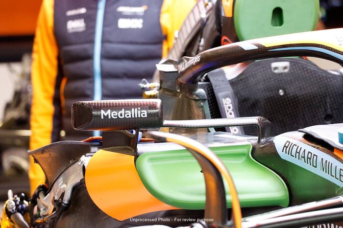McLaren MCL60 detalle