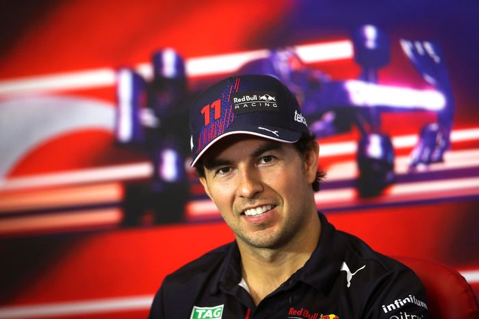 Sergio Pérez, Red Bull Racing en la conferencia de prensa