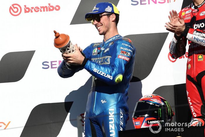 Podio: segundo lugar Joan Mir, Team Suzuki MotoGP