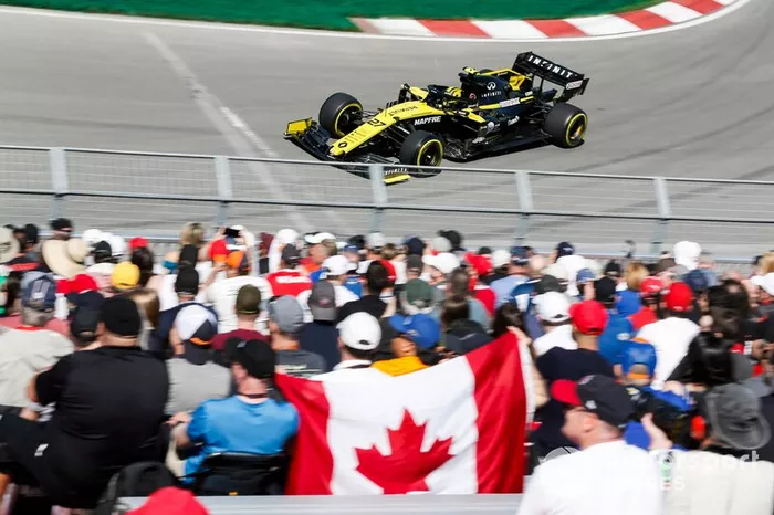 Nico Hulkenberg, Renault F1 Team R.S. 19