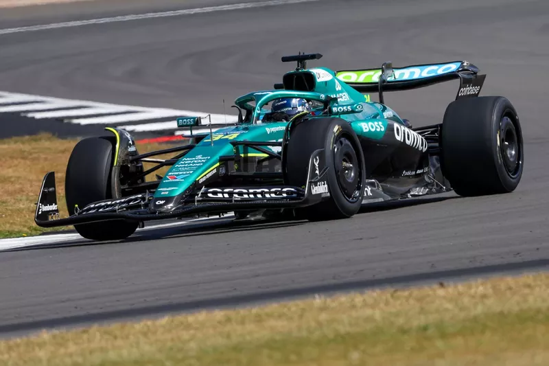 Felipe Drugovich, Aston Martin