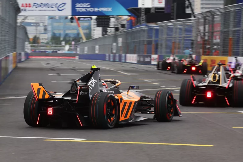 Taylor Barnard, équipe de Formule E NEOM McLaren