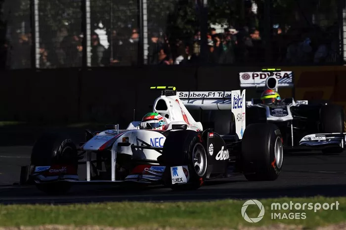 Sergio Pérez, Sauber C30 y Pastor Maldonado, Williams FW33