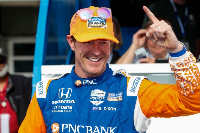 Scott Dixon, Chip Ganassi Racing Honda celebra la obtención de la Pole 