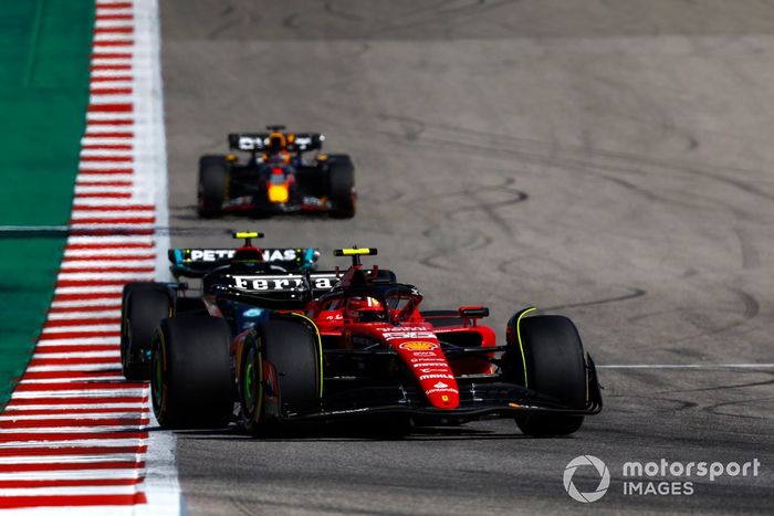 Carlos Sainz, Ferrari SF-23, Lewis Hamilton, Mercedes F1 W14, Max Verstappen, Red Bull Racing RB19