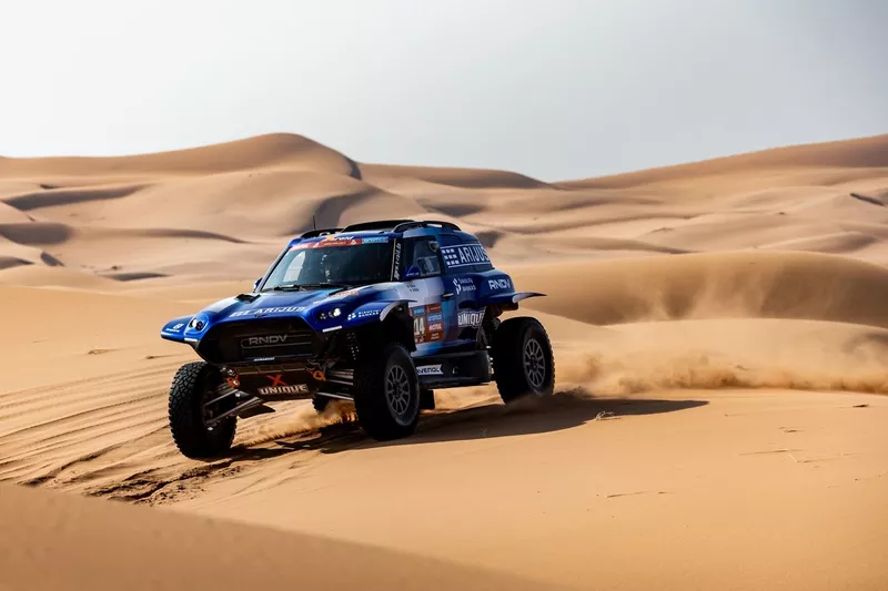 #214 X-raid Arijus Team Mini John Cooper Works Rally Plus: Vaidotas Zala, Paulo Fiuza