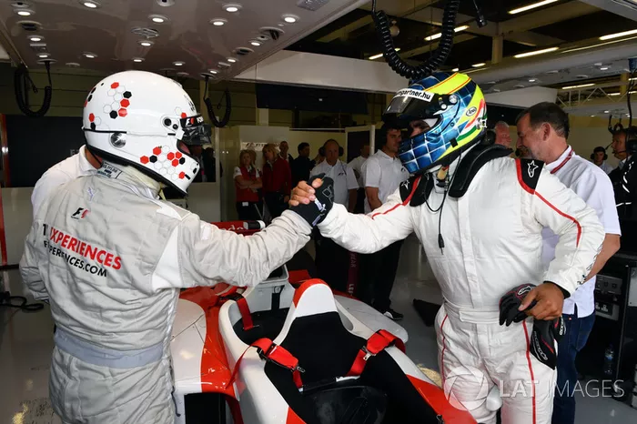 F1 Experiences 2-Seater passagier en Zsolt Baumgartner, F1 Experiences 2-Seater bestuurder