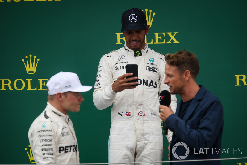 Valtteri Bottas, Mercedes AMG F1, Lewis Hamilton, Mercedes AMG F1 and Jenson Button, McLaren on the podium