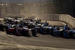 Nick Heidfeld, Mahindra Racing; Antonio Felix da Costa, Amlin Andretti Formula E Team; Robin Frijns, Amlin Andretti Formula E Team