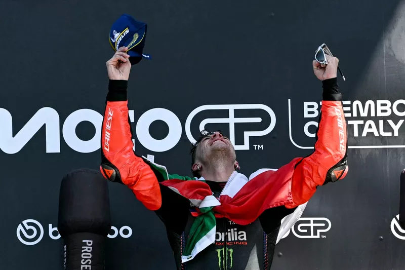 Marco Bezzecchi, Aprilia Racing
