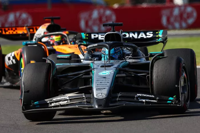 Oscar Piastri, McLaren, George Russell, Mercedes