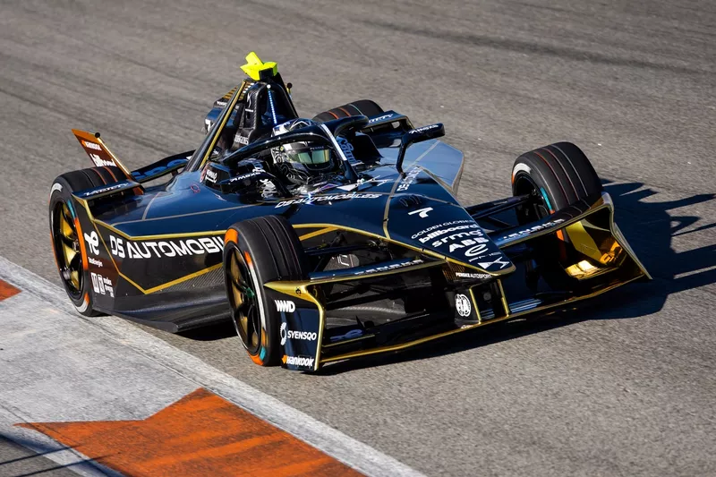 DS Penske