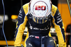 Kevin Magnussen, Renault Sport F1 Team