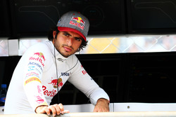 Карлос Сайнс мл., Scuderia Toro Rosso