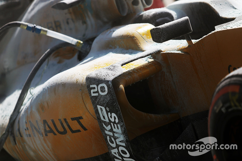 The burned car of Kevin Magnussen, Renault Sport F1 Team RS19