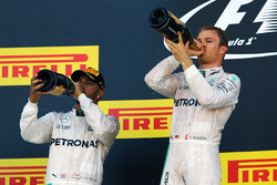 Podium: 1. Nico Rosberg, Mercedes AMG F1 Team; 2. Lewis Hamilton, Mercedes AMG F1 Team