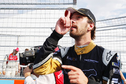 Jean-Eric Vergne, Techeetah, şampiyonluğu kutluyor