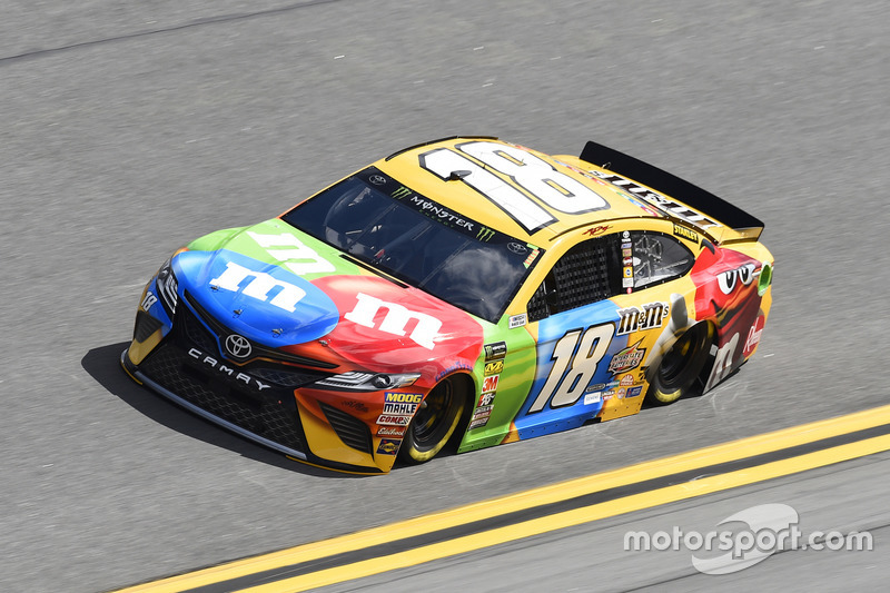 Kyle Busch, Joe Gibbs Racing, M&M's Toyota Camry