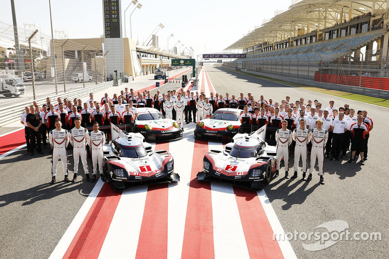 #1 Porsche Team Porsche 919 Hybrid: Neel Jani, Andre Lotterer, Nick Tandy, #2 Porsche Team Porsche 919 Hybrid: Timo Bernhard, Earl Bamber, Brendon Hartley, #91 Porsche Team Porsche 911 RSR: Richard Lietz, Frédéric Makowiecki, #92 Porsche Team Porsche 911 RSR: Michael Christensen, Kevin Estre with Porsche Team members