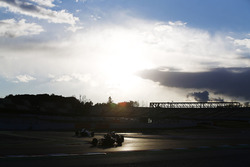 Max Verstappen, Red Bull Racing RB14, Kevin Magnussen, Haas F1 Team VF-18, Lance Stroll, Williams FW41
