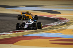 Sergey Sirotkin, Williams FW41 Mercedes, Stoffel Vandoorne, McLaren MCL33 Renault