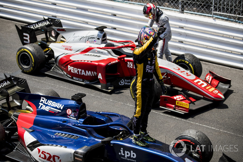 Race winner Artem Markelov, RUSSIAN TIME