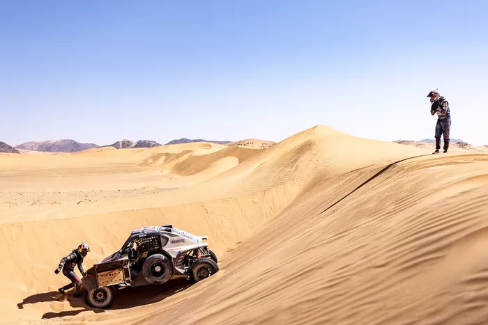 #319 Red Bull Off-Road Junior Team Taurus : Goncalo Guerreiro, Cadu Sachs